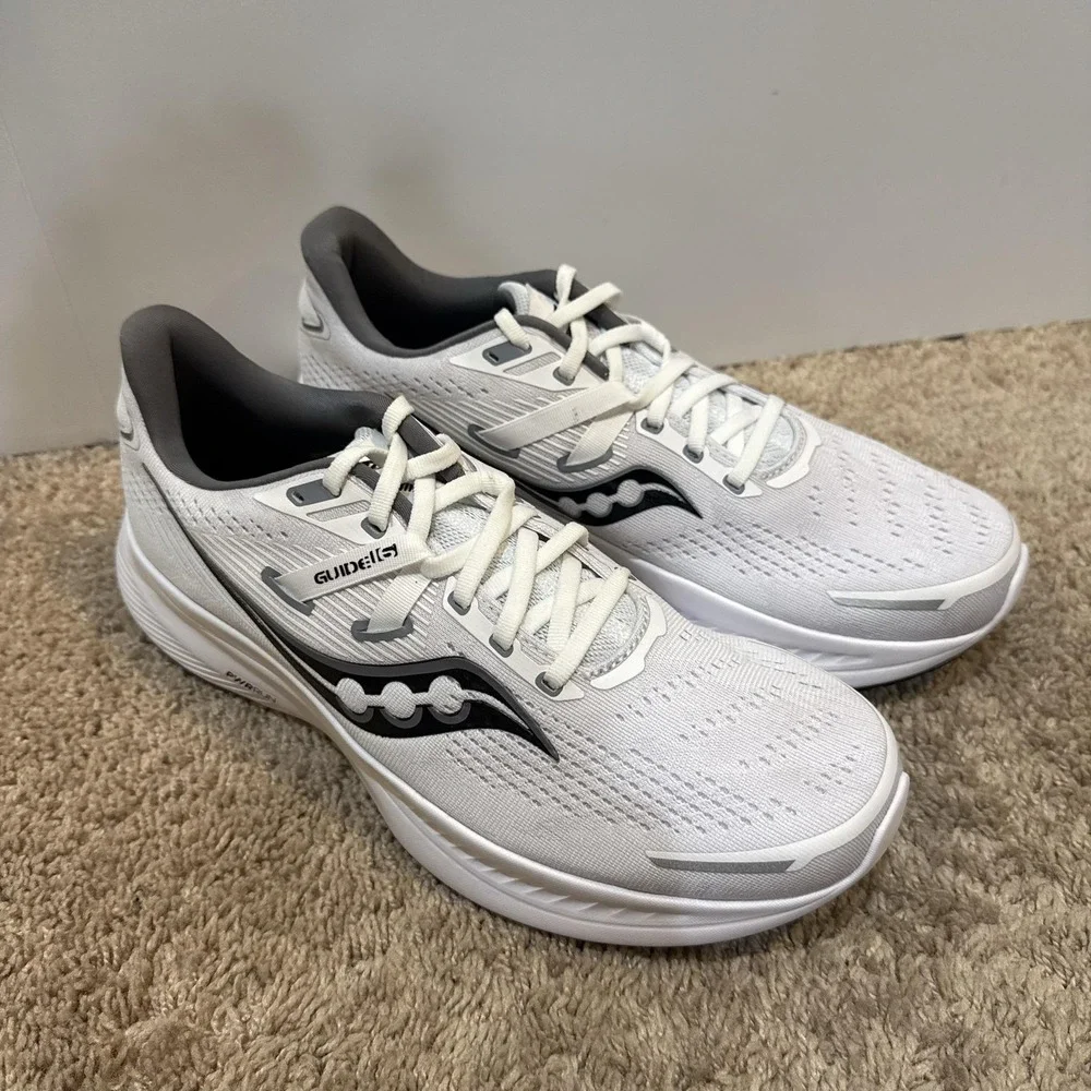 Saucony Guide 16 Mens Road Running Shoes White Black S20810-11 Size 10.5